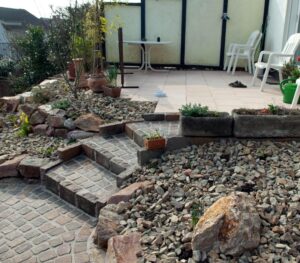 Art Barber Excavating Decorative Rock Wickenburg Front Patio Rocks on Retaining Wall